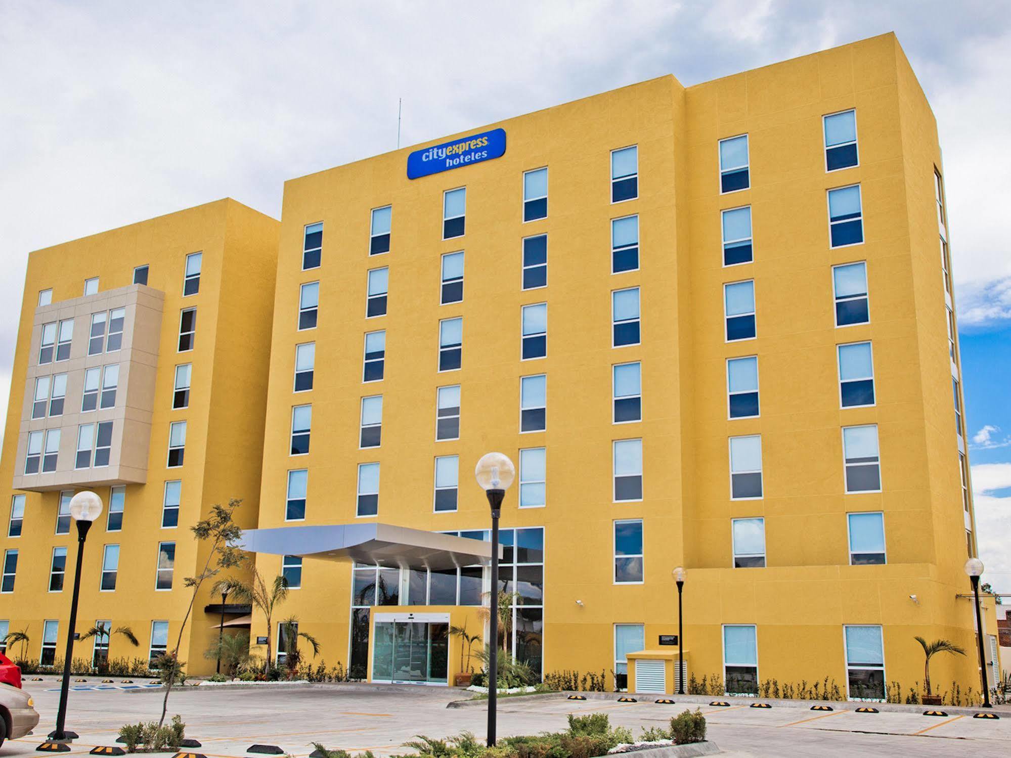 City Express By Marriott Reynosa Aeropuerto Exterior photo